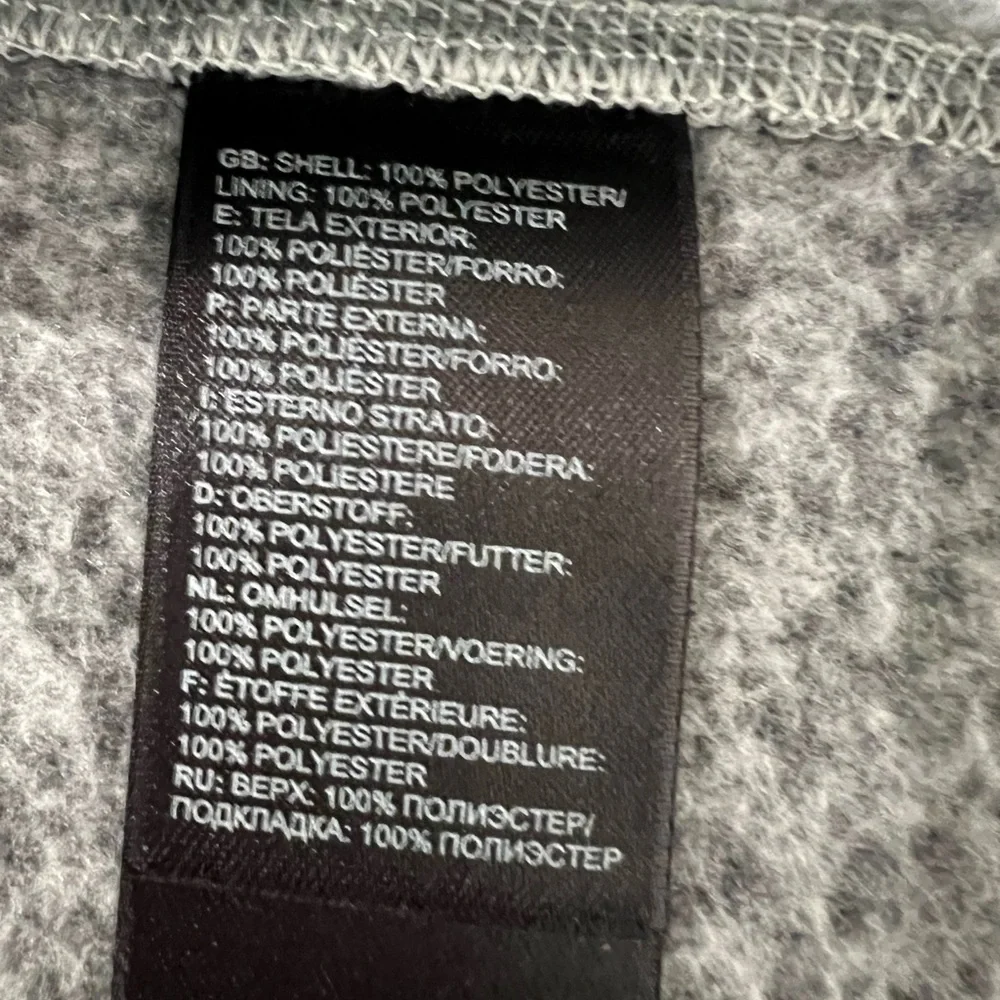 The North Face Charcoal Sleeveless Jacket NWOT Men's Tsillan Knit Full Zip Vest